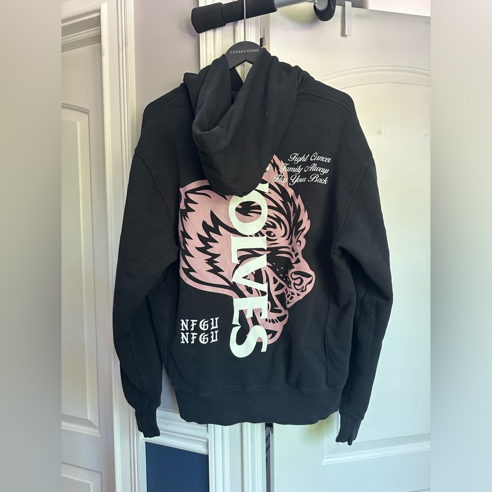 Darc sport black and pink breast cancer awareness hoodie size small